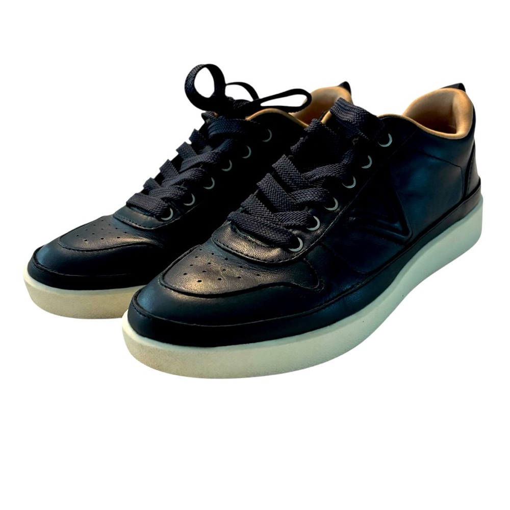 Vionic Walking Sneaker Elise Comfortable Supporti… - image 1